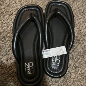 NoBo sandals black memory foam